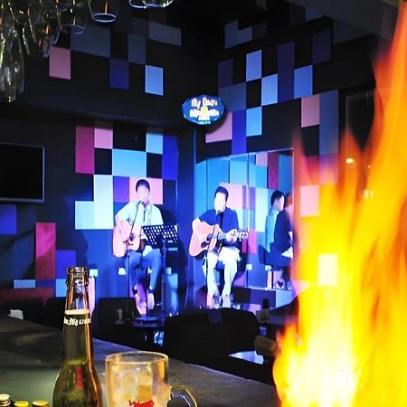 Hive Hotel Quezon City Zewnętrze zdjęcie