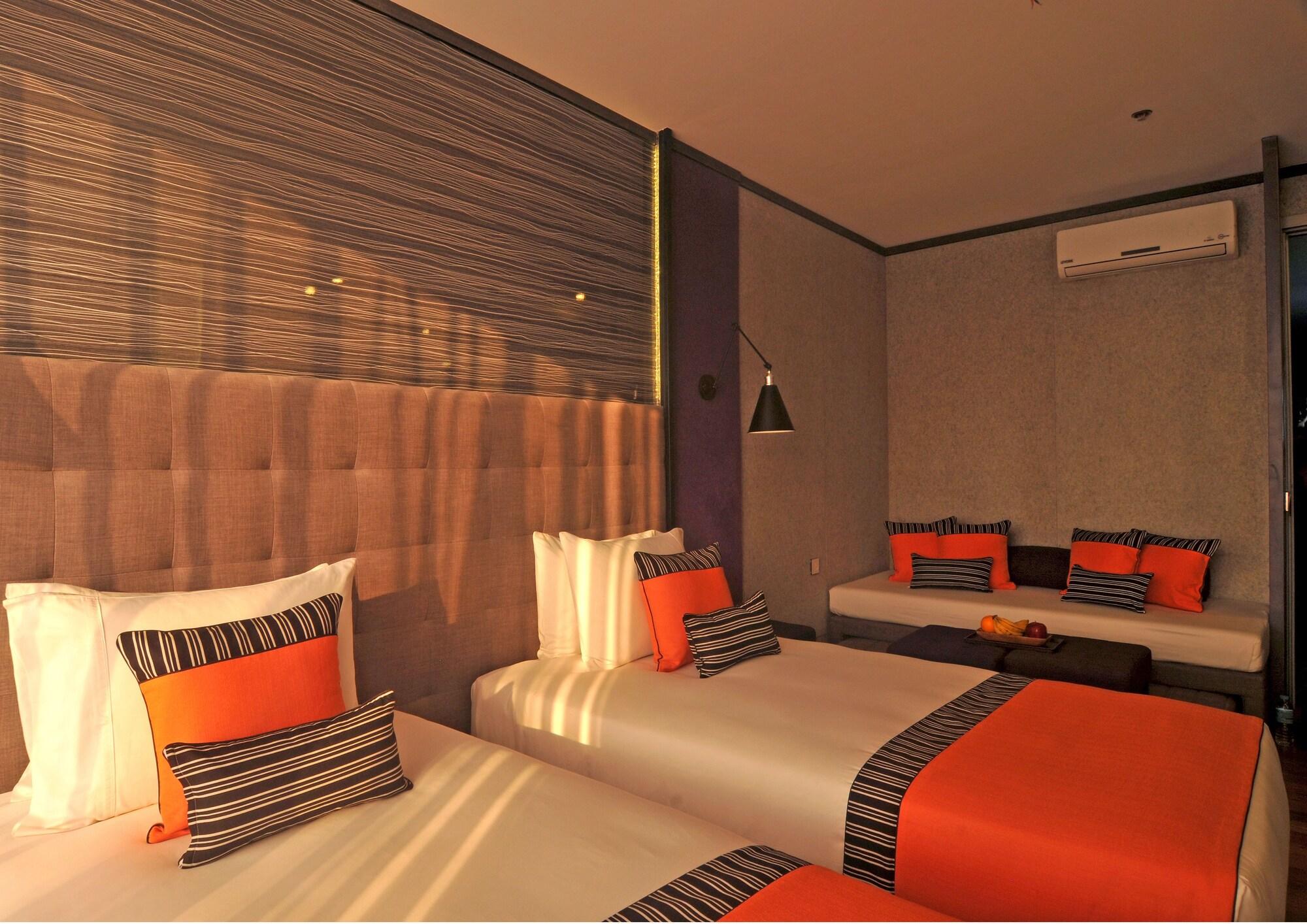 Hive Hotel Quezon City Zewnętrze zdjęcie