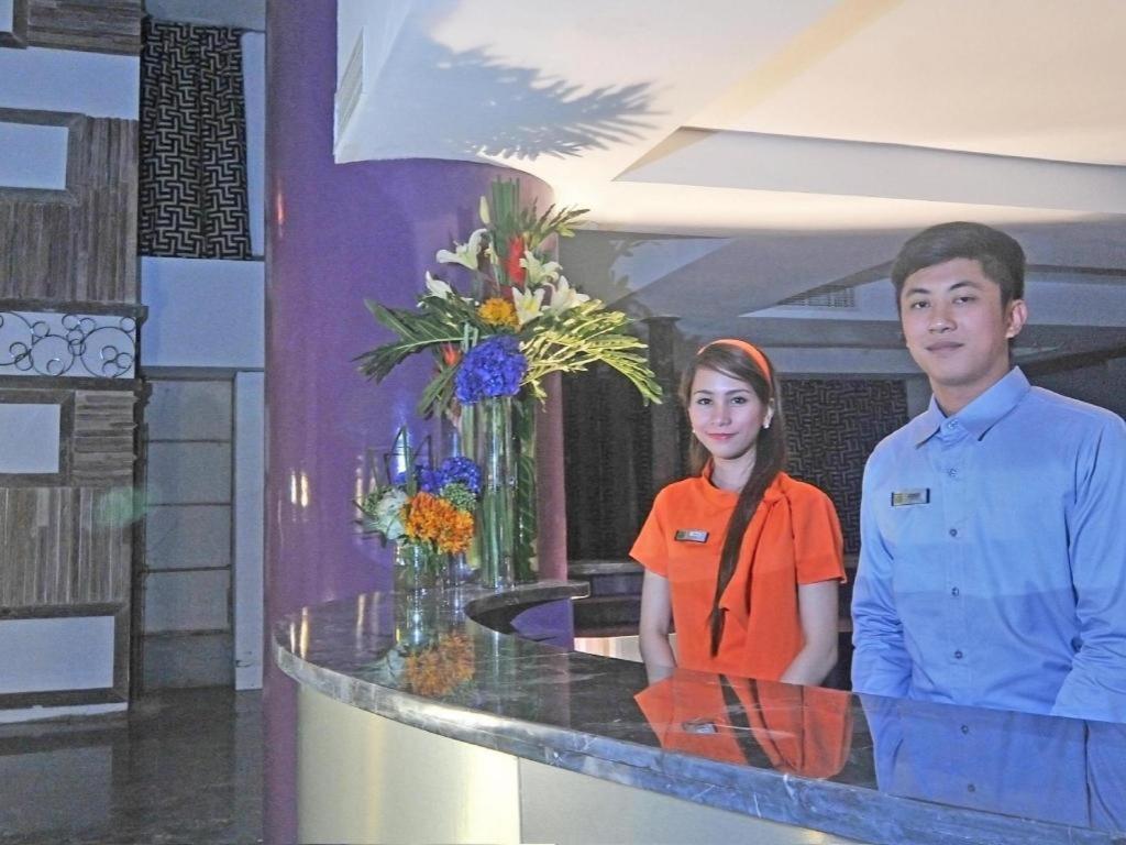 Hive Hotel Quezon City Zewnętrze zdjęcie