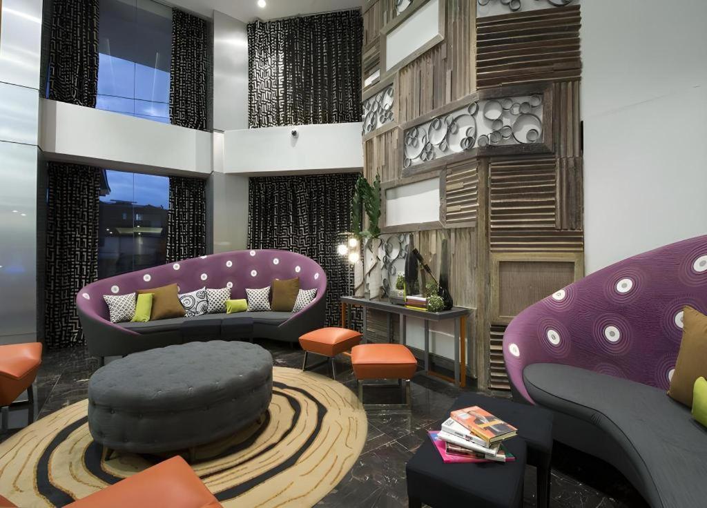 Hive Hotel Quezon City Zewnętrze zdjęcie