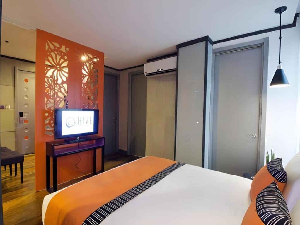 Hive Hotel Quezon City Zewnętrze zdjęcie
