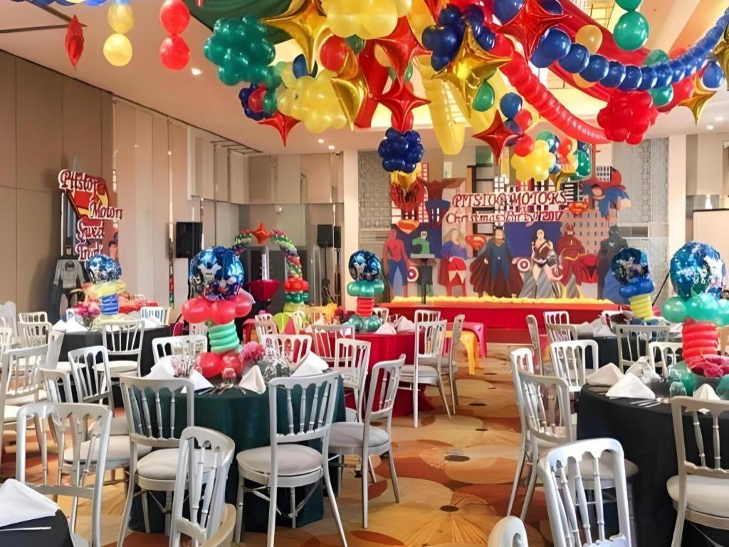 Hive Hotel Quezon City Zewnętrze zdjęcie