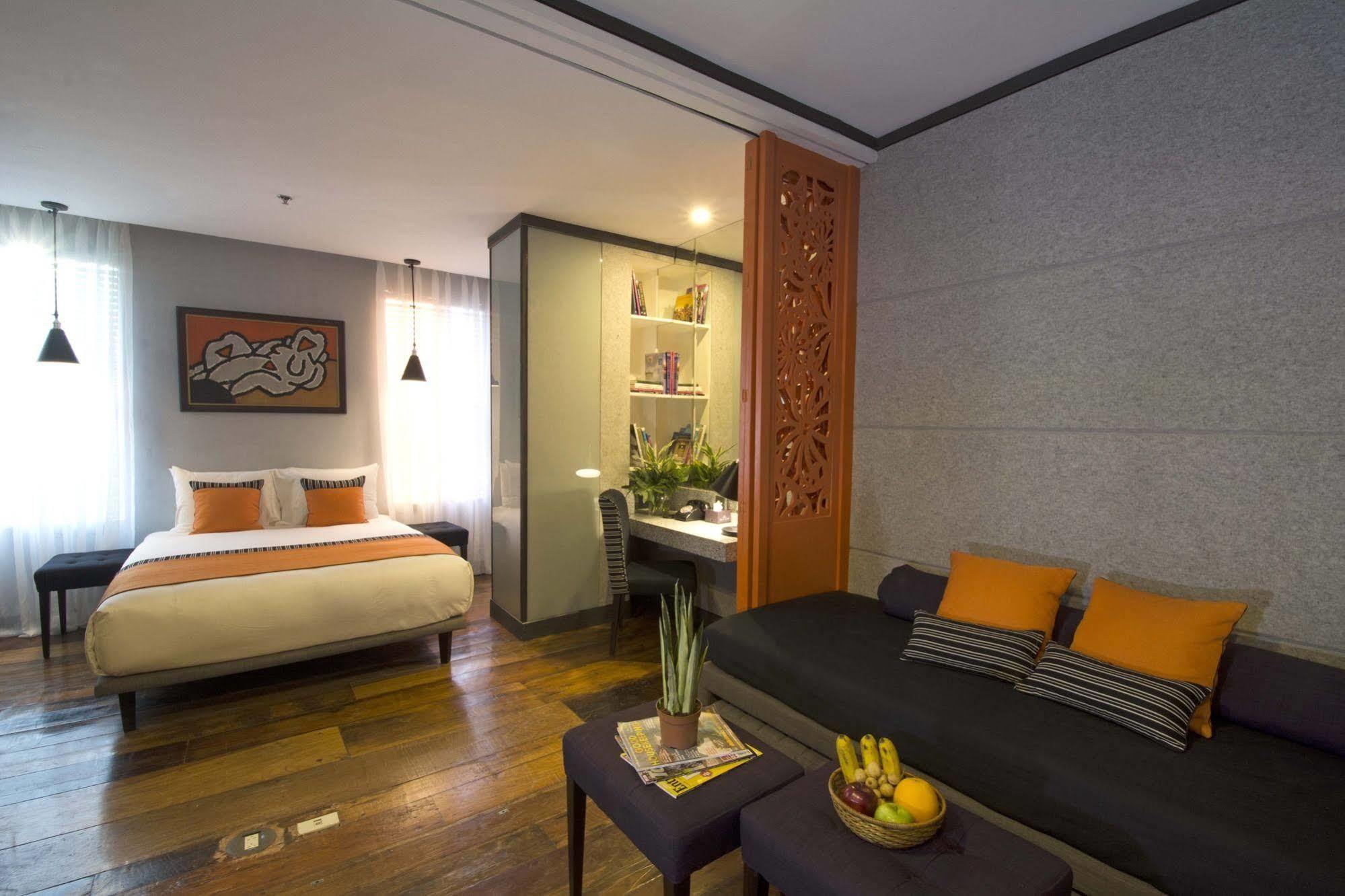 Hive Hotel Quezon City Zewnętrze zdjęcie